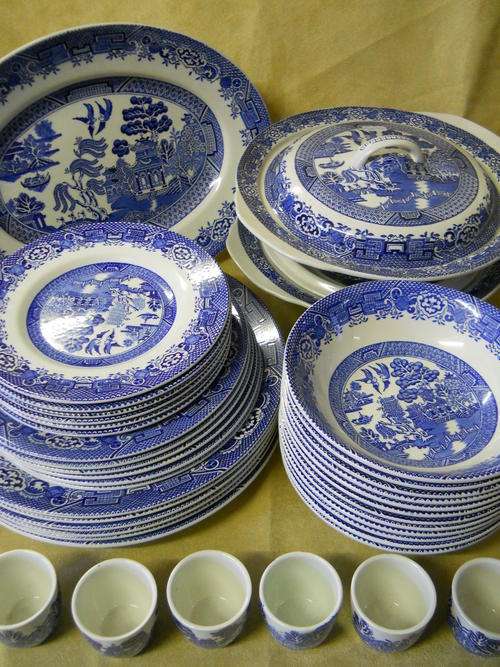 Woods Ware  Willow  Dinner  Set