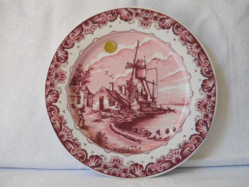 Delfts  Pink  Plate