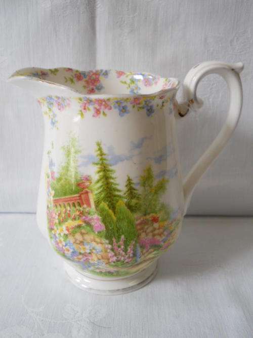 Royal Albert     ''Kentish  Rockery ''  Jug
