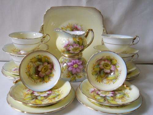 Foley  China  ''WILD  ROSE''  21pc  Tea Set.