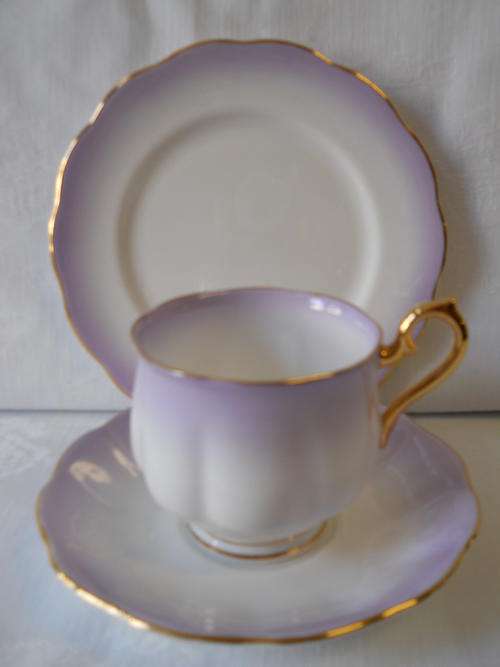 Royal  Albert  -  Rainbow  -  Trio
