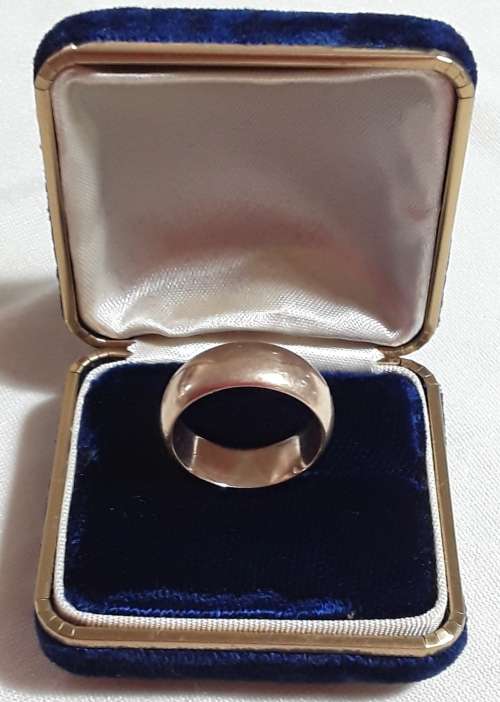 9CT  YELLOW  GOLD  WIDE BAND