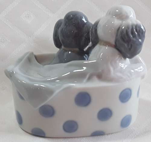 NAO by Lladro  -  Puppies in basket   Figure