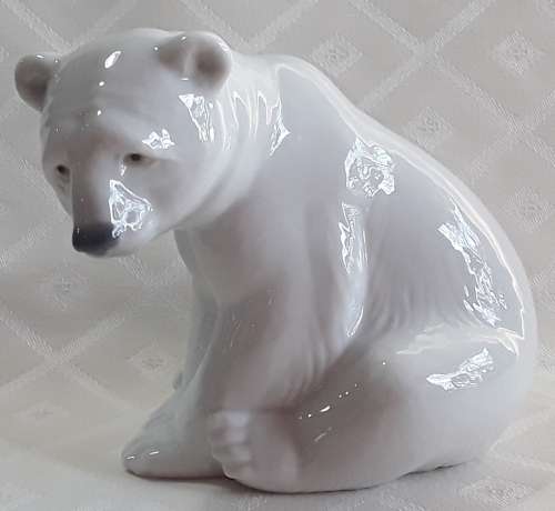 Lladro  Bear