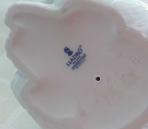 Lladro  Bear