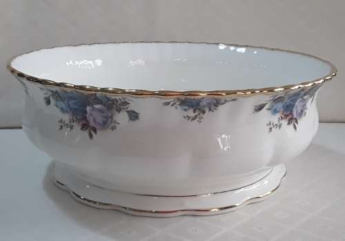 Royal Albert  ''Moonlight Rose''    Large Serving Bowl.