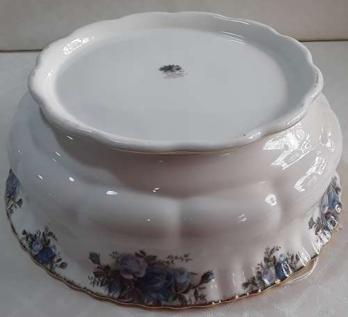 Royal Albert  ''Moonlight Rose''    Large Serving Bowl.