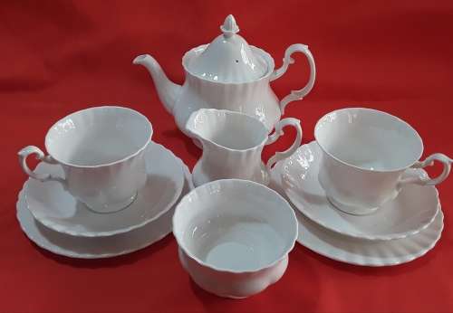 Royal Albert  -  Reverie  -  Tea -4 - Two