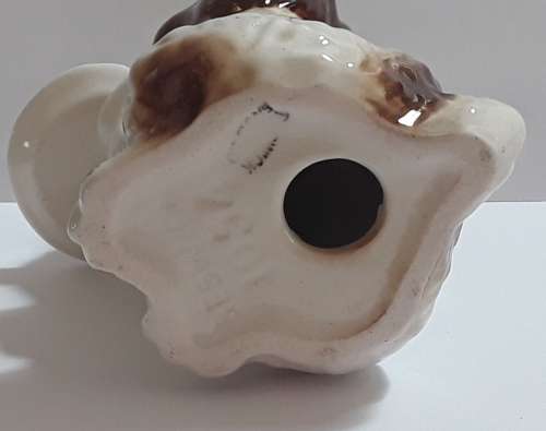 BESWICK  DOG