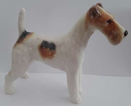 Beswick  -  Airdale  Terrier  -  Dog Figure