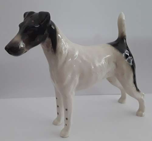 BESWICK  DOG  FIGURE