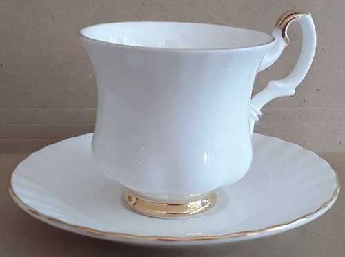 Royal  Albert  ``VALD`OR``  Coffee  Cup and Saucer