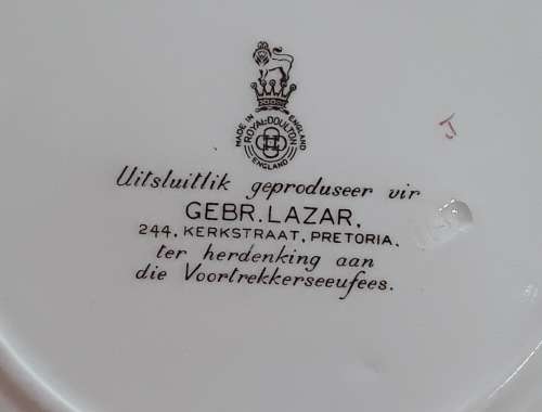 Royal Doulton   ``Voortrekker  Eeufees ``  Plate