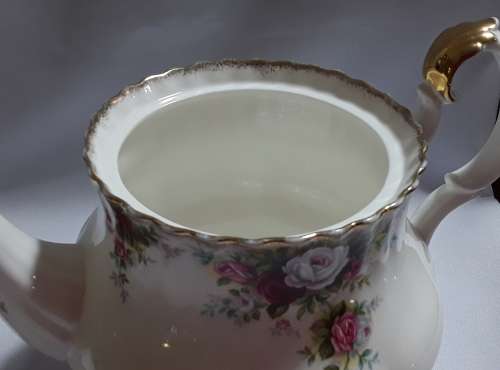 Royal Albert  ``Celebration``  Tea Pot