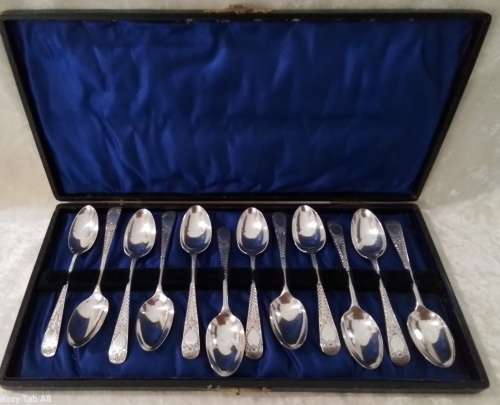 LONDON  1924   -   Cased   Set 12  Coffee/Tea  Spoons