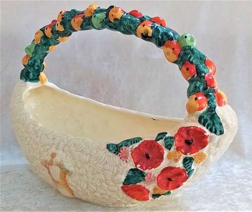 Clarice  Cliff  -  Celtic  Harvest  -   Basket