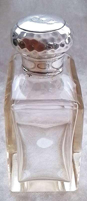 London  1904  -  Beaten  Silver  Top  Bottle