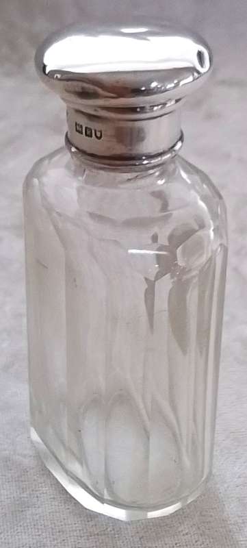 London  1905  Silver Top Bottle