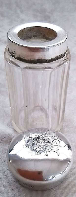 London 1900  Silver  Top  Bottle