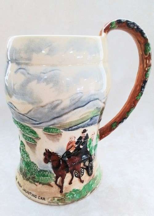 Crown Devon  Fieldings  -  Musical  Jug