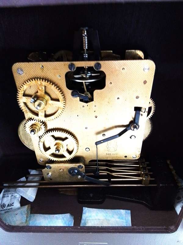 Tempus   Fugil  Bracket  Clock