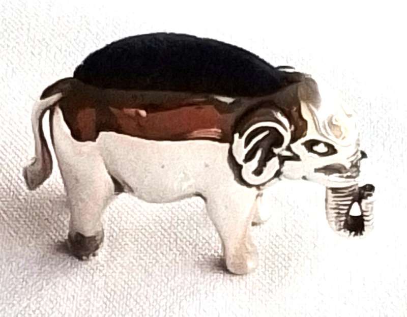Sterling  Silver  -  Elephant  Pin  Cushion