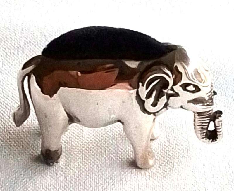 Sterling  Silver  -  Elephant  Pin  Cushion