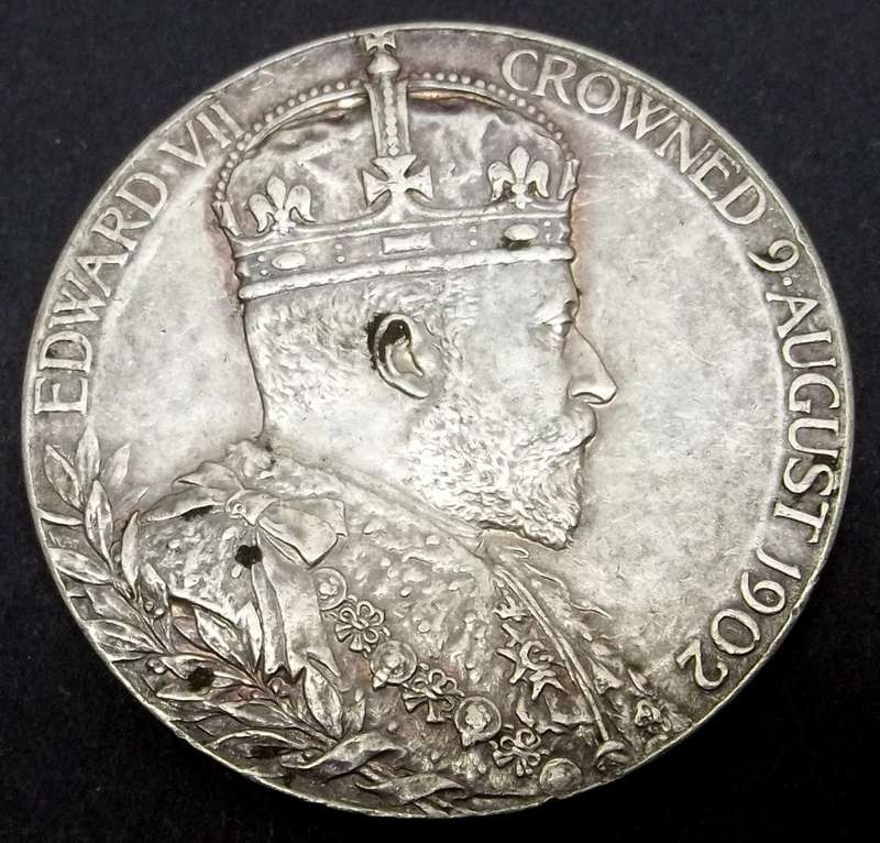 *CRAZY R1 START* 1902 Coronation of Edward VII Silver medallion - *Superb* condition