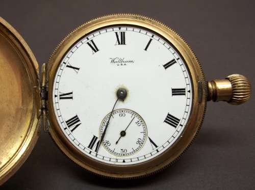 *CRAZY R1 START* Waltham USA Gold Plated pocket watch, Working - For restoration/parts