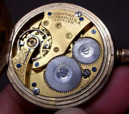 *CRAZY R1 START* Waltham USA Gold Plated pocket watch, Working - For restoration/parts