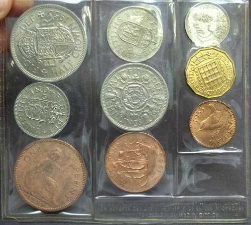 *CRAZY R1 START* 1953 Great Britain Mint/UNC coin set
