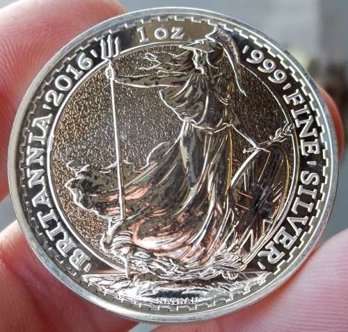 *CRAZY R1 START* 2016 Britannia 1oz Fine Silver coins - 3 available