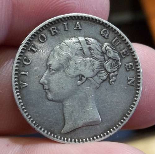 *CRAZY R1 START* East India Company 1/2 Rupee 1840 - Beautiful condition