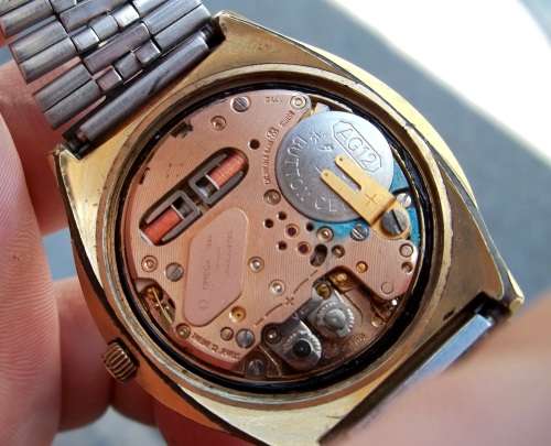 *CRAZY R1 START* OMEGA Electronic f300hz men's watch - For Restoration/Parts