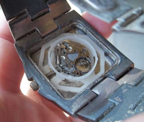 *CRAZY R1 START* SEIKO Quartz men's watch - For Restoration/Parts
