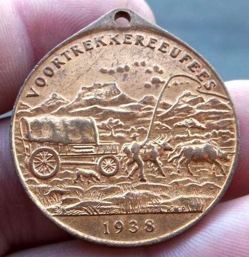 *CRAZY R1 START* 1938 Voortrekker Eeufees medallion - 15 available