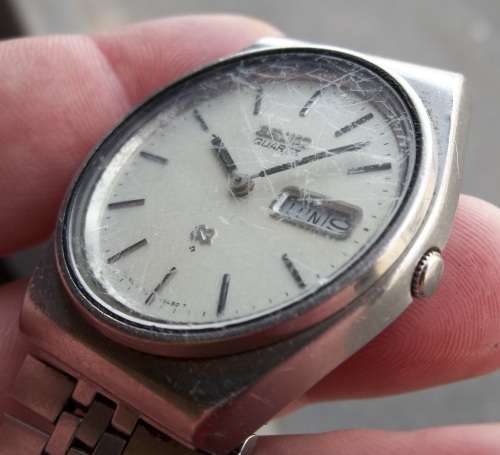 *CRAZY R1 START* 1979 Seiko Quartz Day/Date gent's watch - For Restoration/Parts
