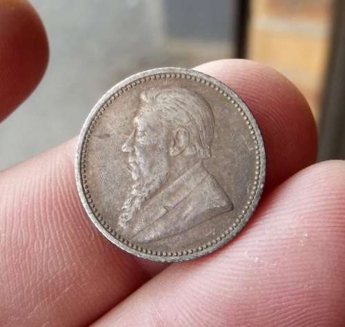 *CRAZY R1 START* ZAR 6 Pence 1895 - R28 worth of Silver