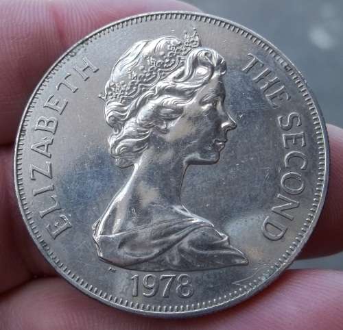 *CRAZY R1 START* Tristan da Cunha Crown 1978 - QEII Silver anniversary