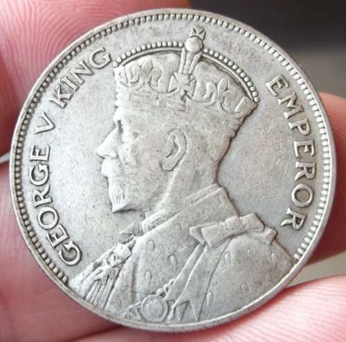*CRAZY R1 START* New Zealand 1/2 Crown 1934 - Nice coin