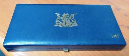 *CRAZY R1 START* 1981 SA Proof set - Silver R1 coin