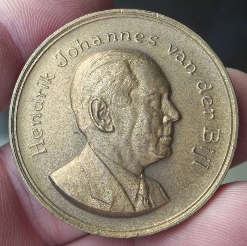 *CRAZY R1 START* 1973 50yrs of ESCOM medallion