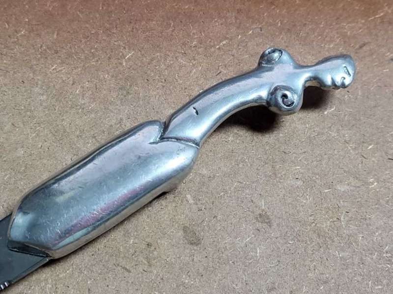 **R1 Auction**  Carol Boyes Cheese Knive