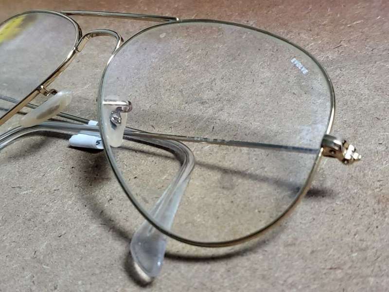 **R1 Auction**  RayBan Evolve Glasses