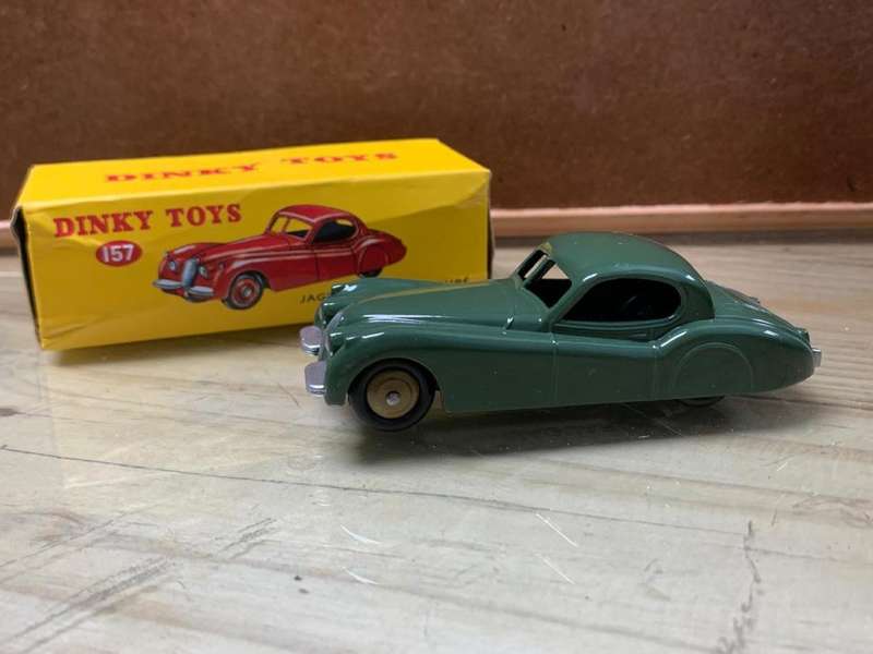 DINKY TOYS Jaguar XK120 Coupe-China