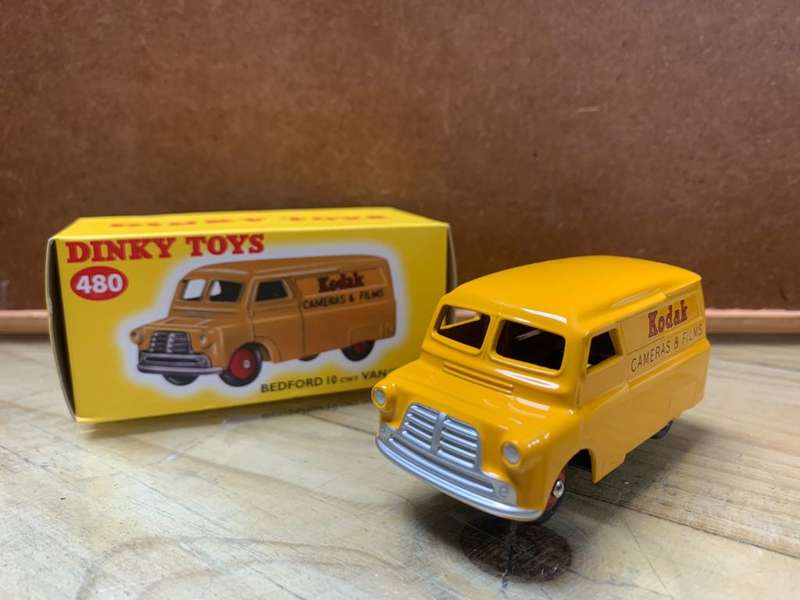 DINKY TOYS Bedford 10 CWT.Van `Kodak`-China