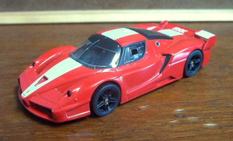 *R1 Auction* FERRARI FXX 1:43