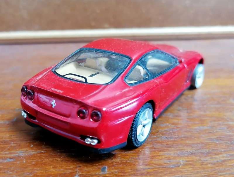 *R1 Auction* Die Cast Ferrari 550 Maranello Red 26004