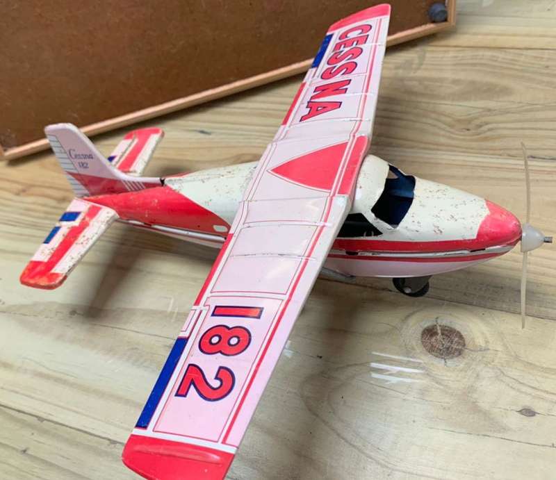 Discount!!! Vintage Friction Cessna 182 friction Airplane Litho Tin Toy, Japan
