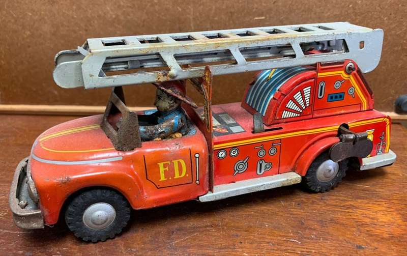 *Discounted* Wind Up Fire Department Truck with Movable Ladder Tin Toy